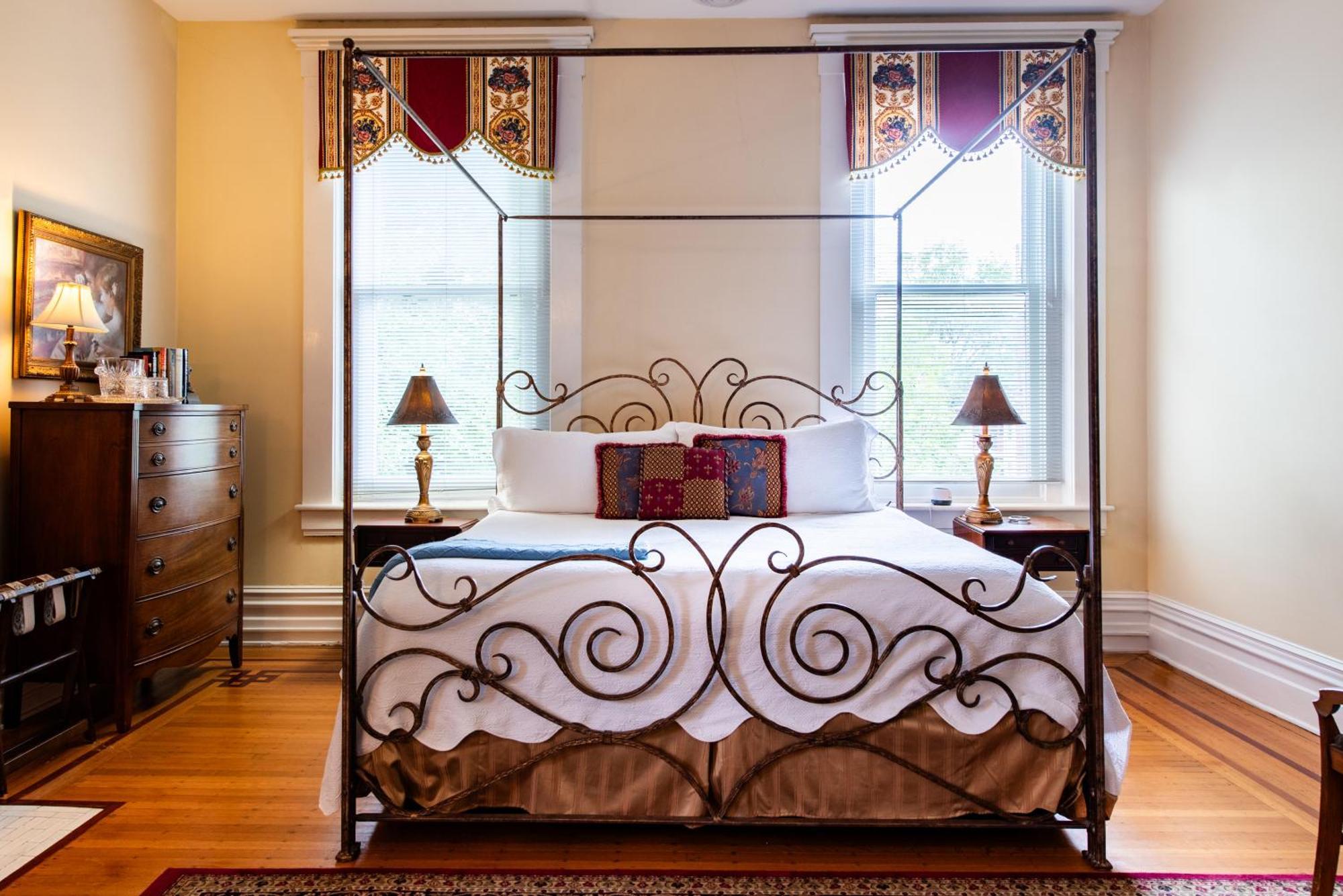 Dupont Mansion Bed & Breakfast Louisville-Jefferson County Chambre photo