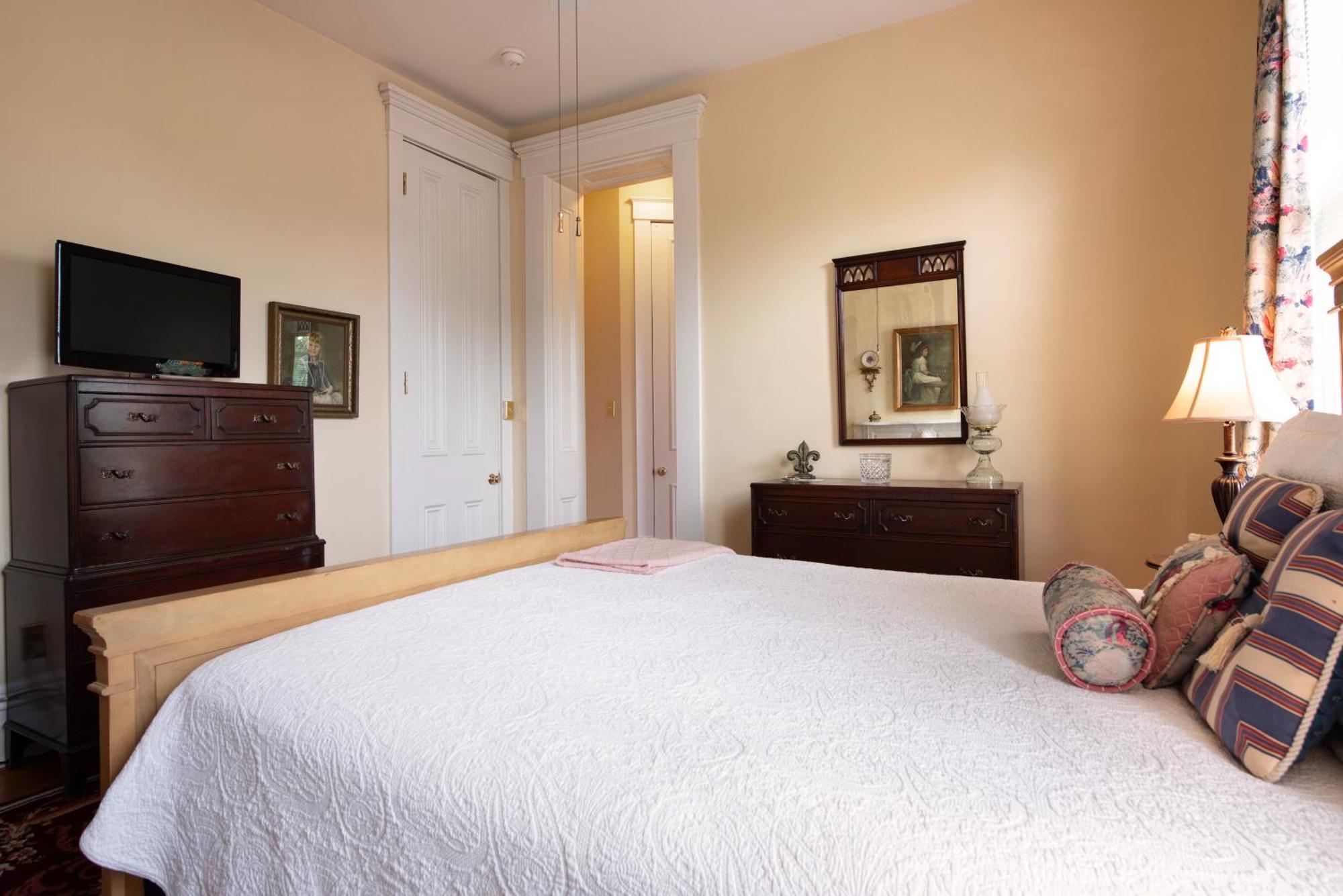 Dupont Mansion Bed & Breakfast Louisville-Jefferson County Chambre photo