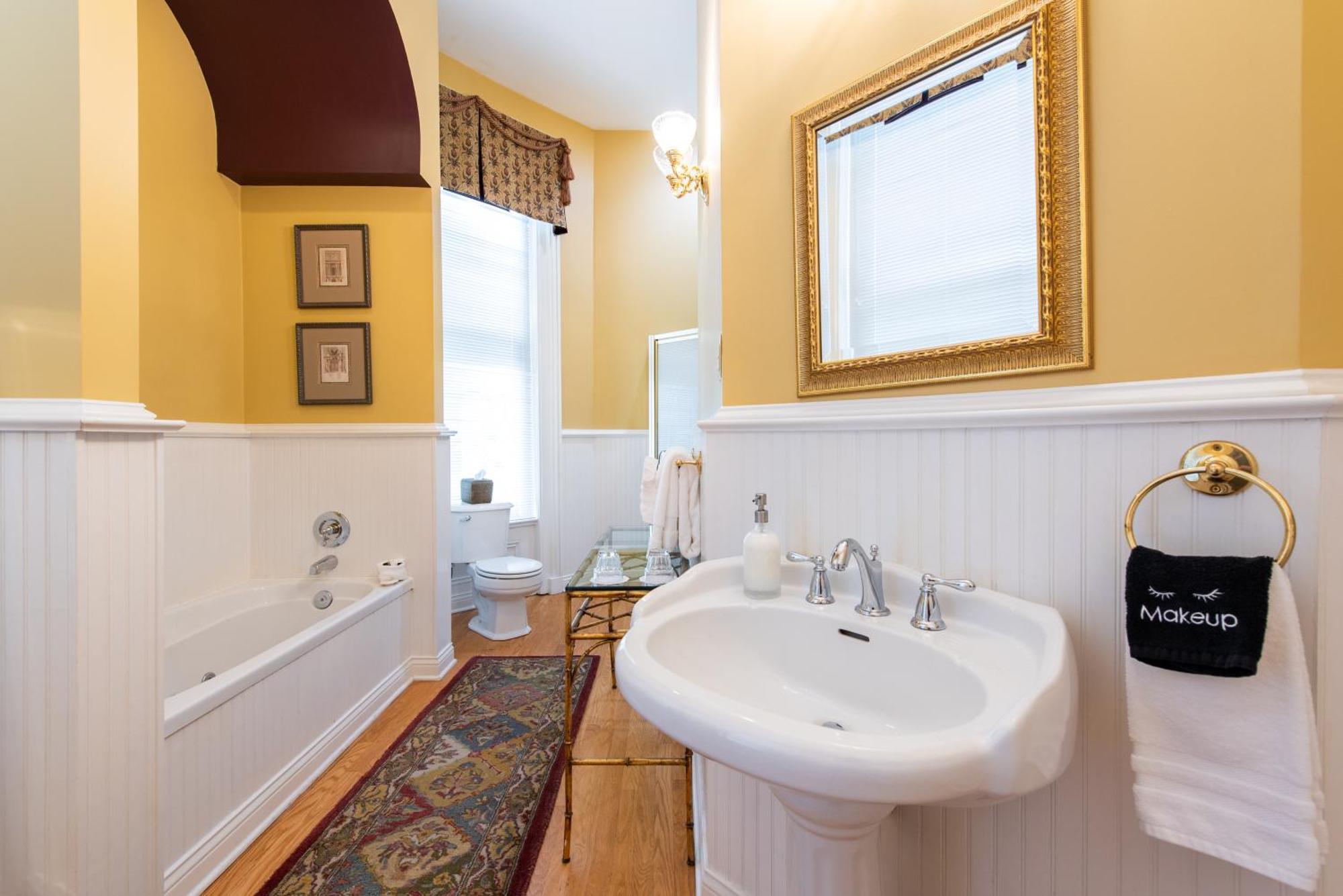 Dupont Mansion Bed & Breakfast Louisville-Jefferson County Chambre photo