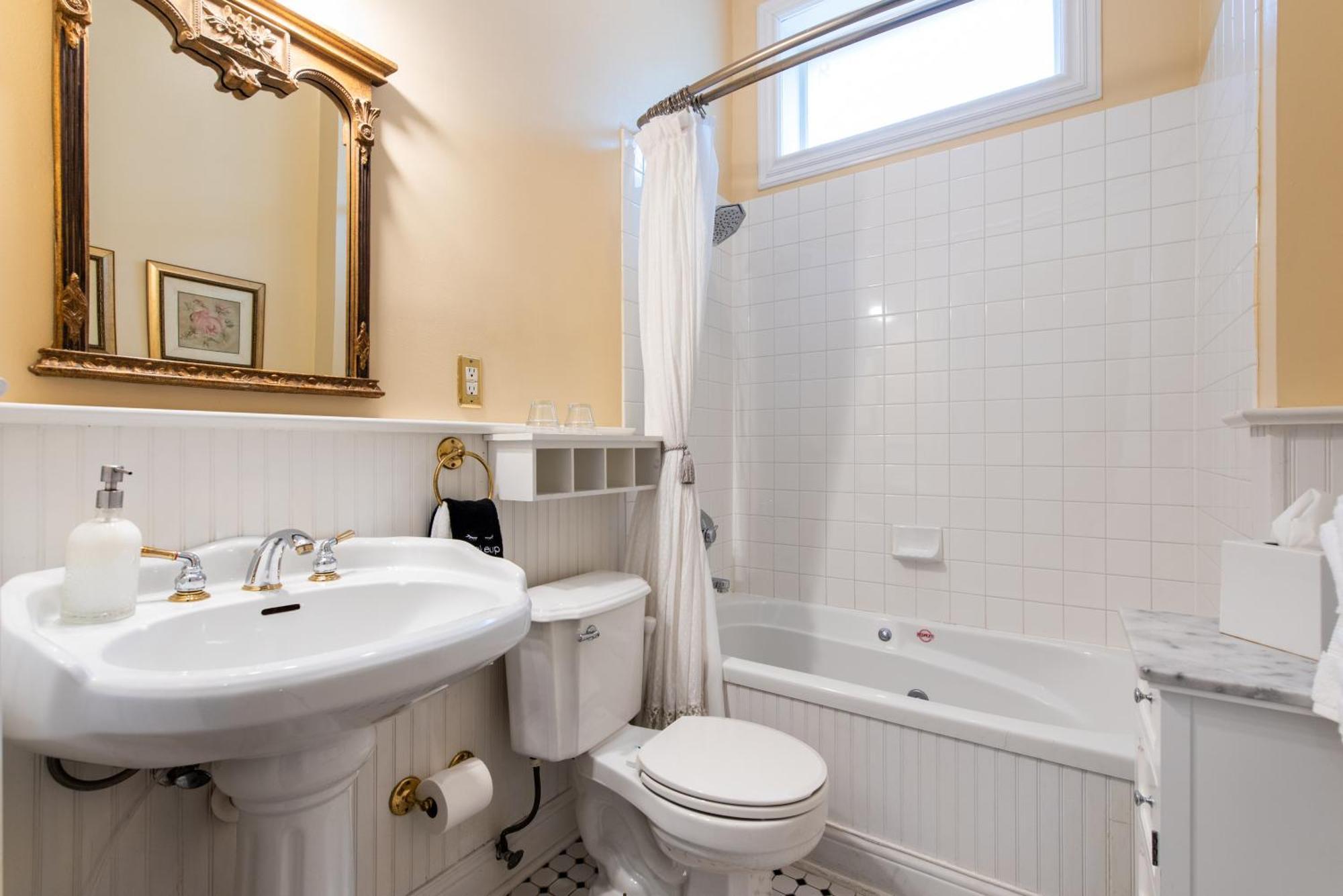 Dupont Mansion Bed & Breakfast Louisville-Jefferson County Chambre photo